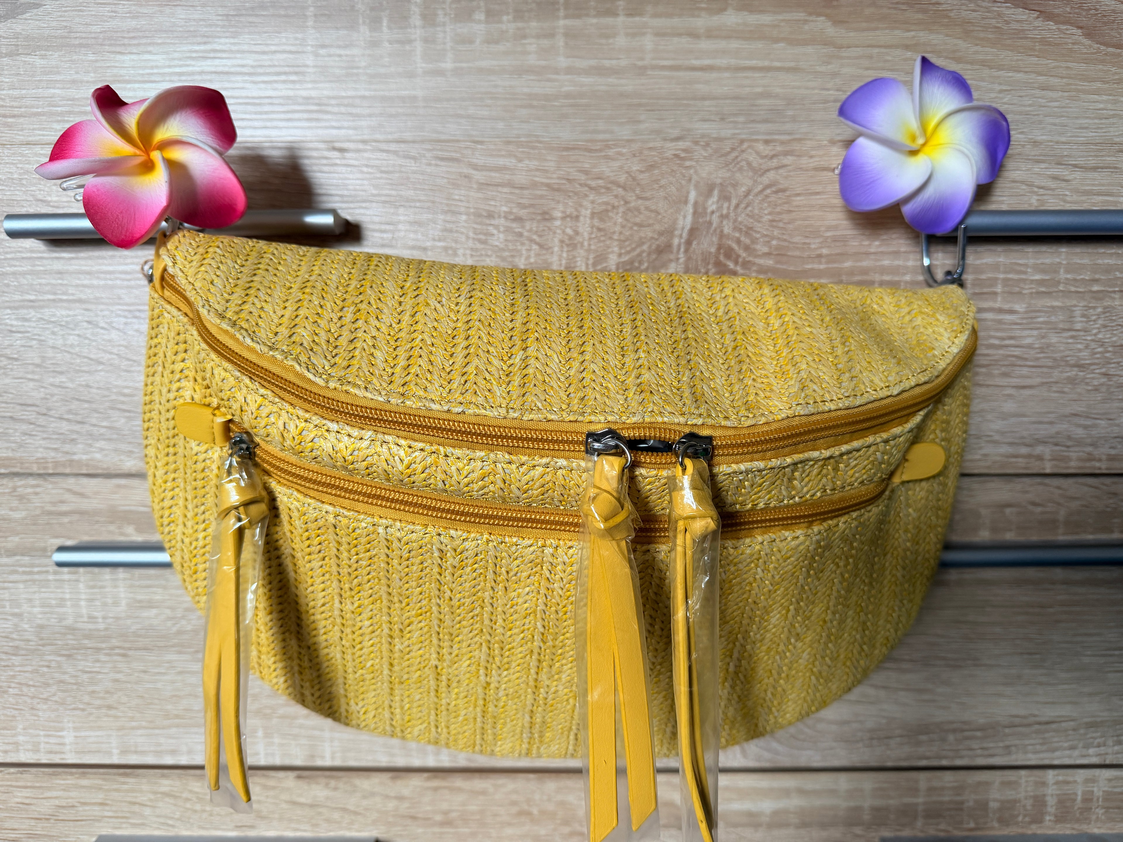 Crossbody Bag/ Umhängetasche / Gürteltasche/ Bauchtasche sonnengelb